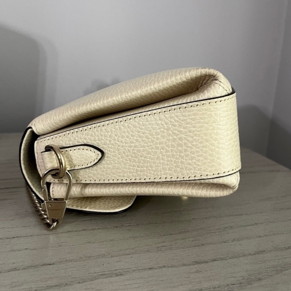 Gucci Interlock Cream Crossbody Bag - Picture 6 of 9